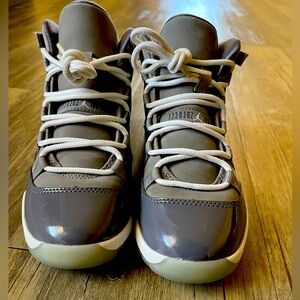 Retro Jordan 11 cool grays boys size 3 youth